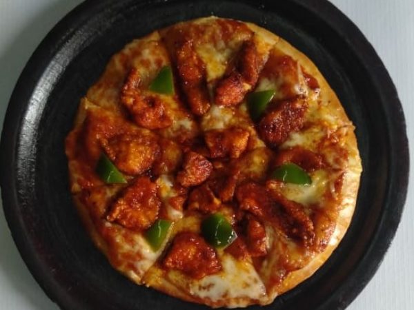 Piri Piri Chicken Pizza